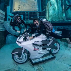 Deep-Dive-Dubai-1