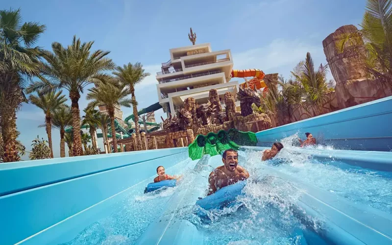 AQV-World-Trident-HydraRacer-GroupFriends-1