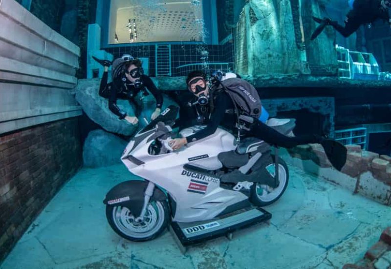 Deep-Dive-Dubai-1
